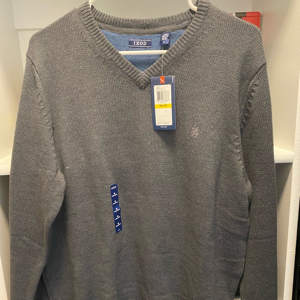 IZOD long sleeve sweater (M)